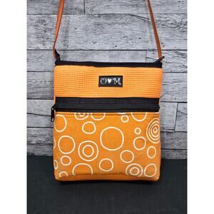 O LOVES M ASPEN Cosmo Crossbody Purse Made from Yoga Mats, Made in Colorado EUC